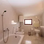 Andela 250 Apartamento Fažana